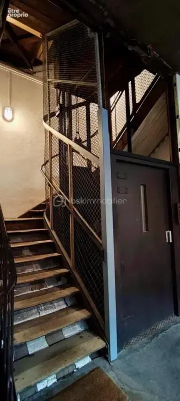 Très bel appartement type loft industriel en arrière corps de bâtiment avec parking et caves - photo 12