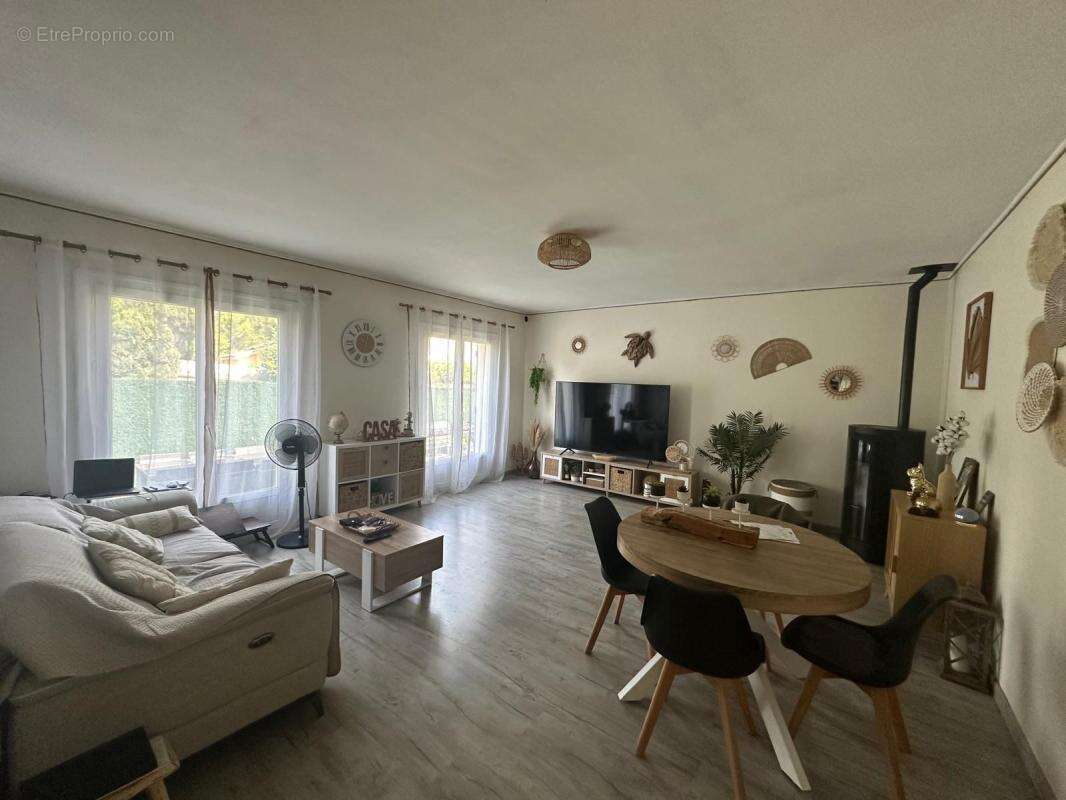 Maison à SIX-FOURS-LES-PLAGES