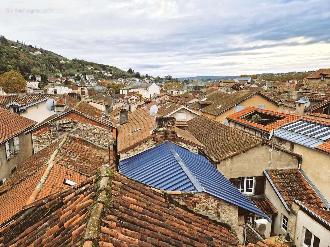 Maison de ville avec un énorme potentiel - photo 2