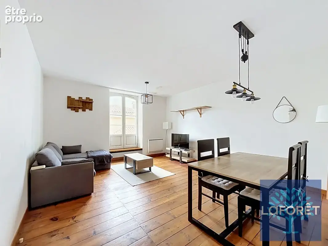 Appartement de caractère de 74 m² en plein coeur de Dax - photo 6
