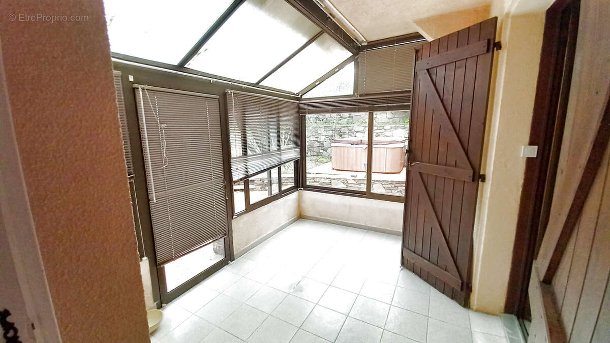 Maison à LE POUJOL-SUR-ORB