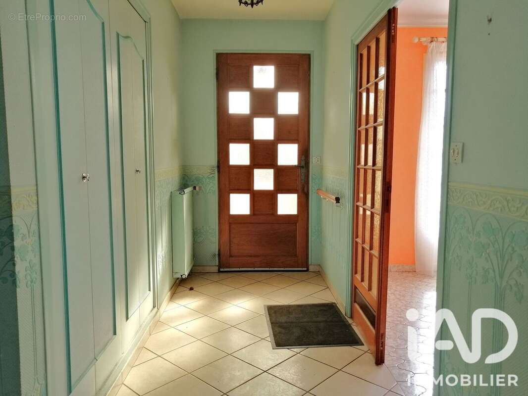 Maison 111 m² à Chailland  - photo 6