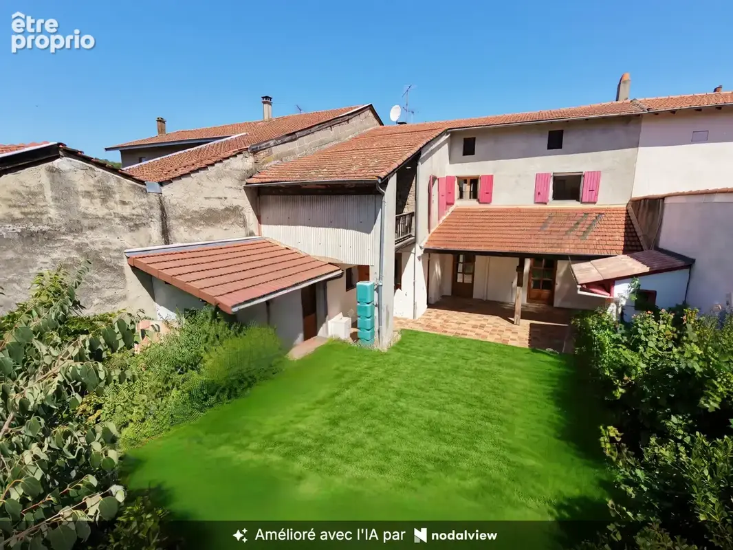 Maison à SAINT-UZE