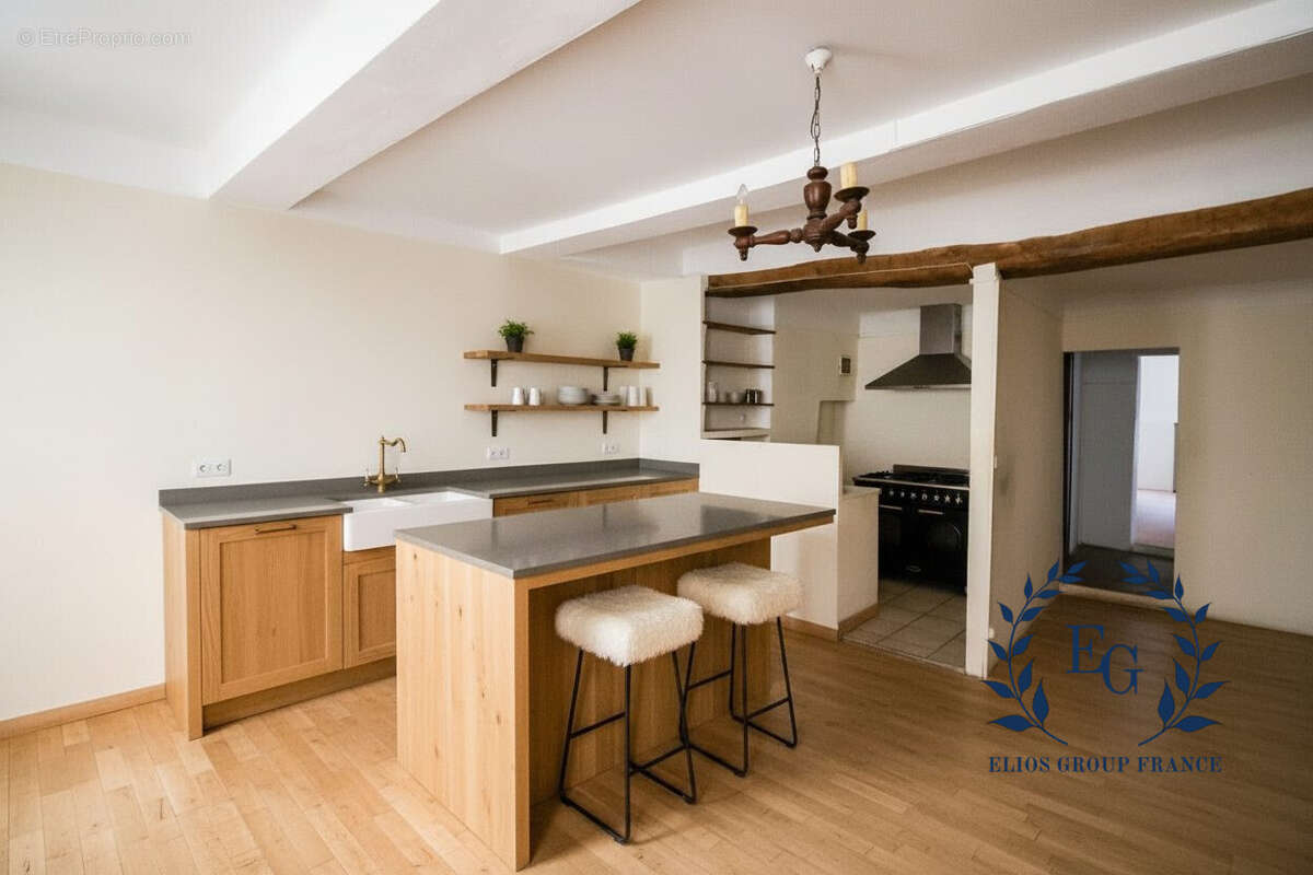 Photo générée avec IA - Appartement à BARJOLS