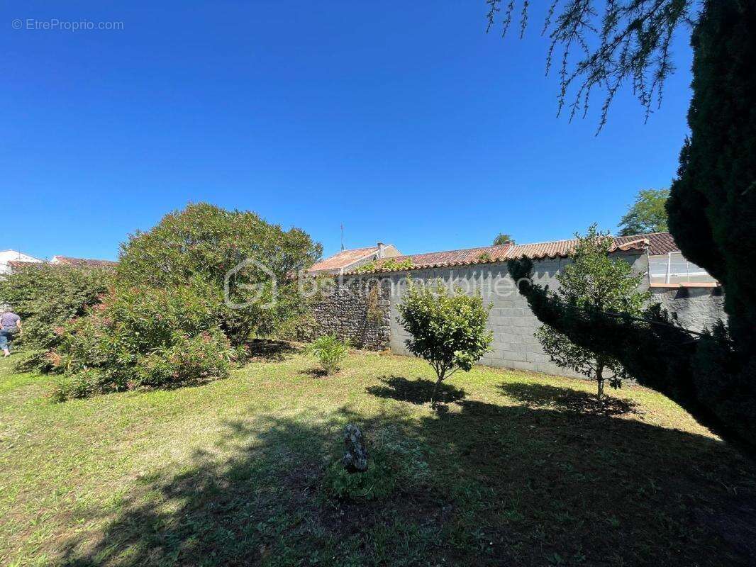 Ensemble immobilier de charme – longère + maison indépendante + terrain constructible - photo 9