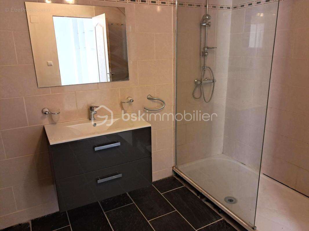 Maison à CUXAC-D&#039;AUDE