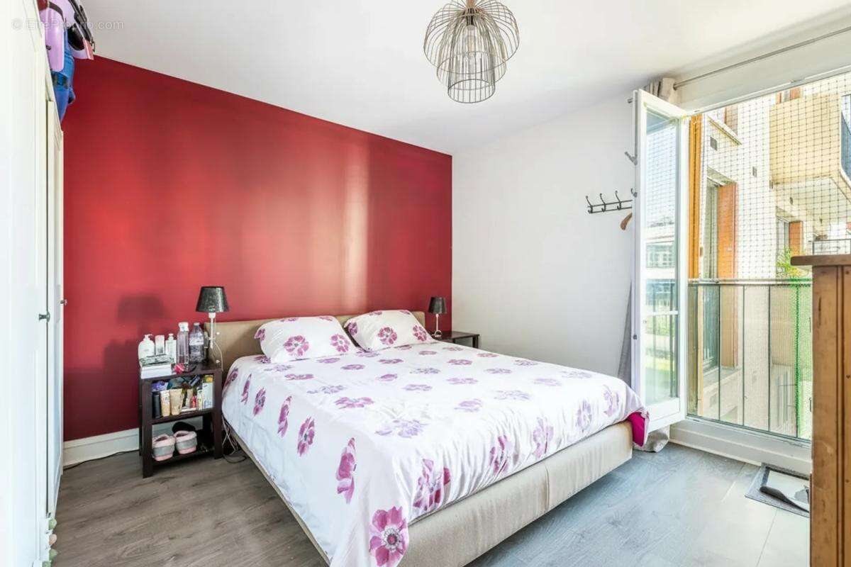 Appartement à PARIS-20E