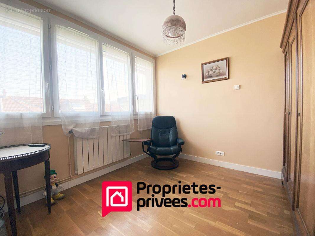 Appartement à CHATILLON
