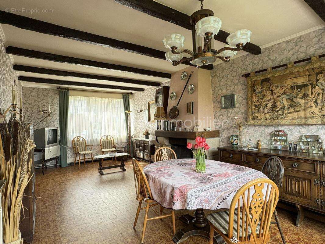 Maison à LYS-LEZ-LANNOY