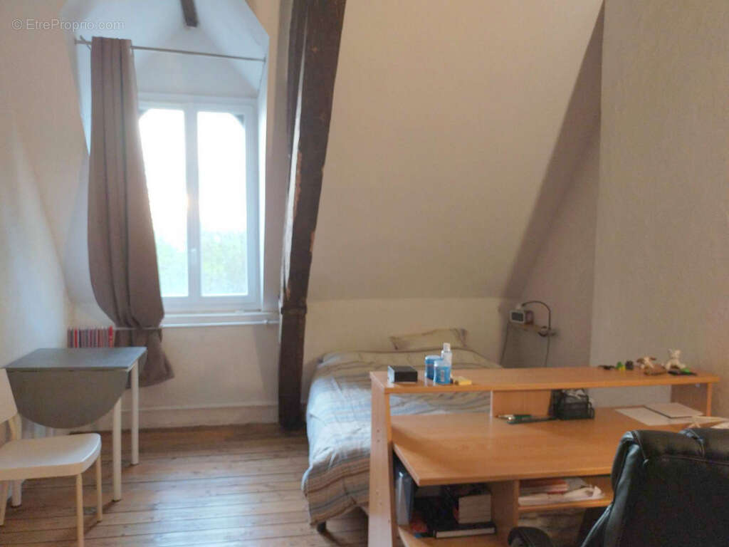 Maison à CHATELLERAULT