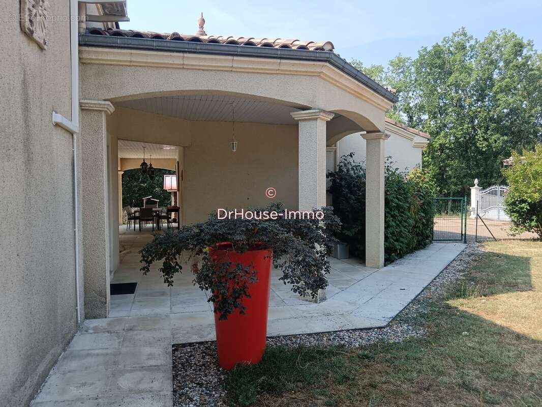 Maison 170 m² à Agen  - photo 23