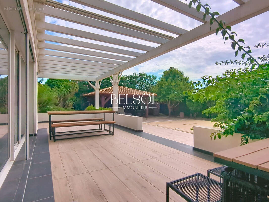 Maison à SAINT-CYPRIEN