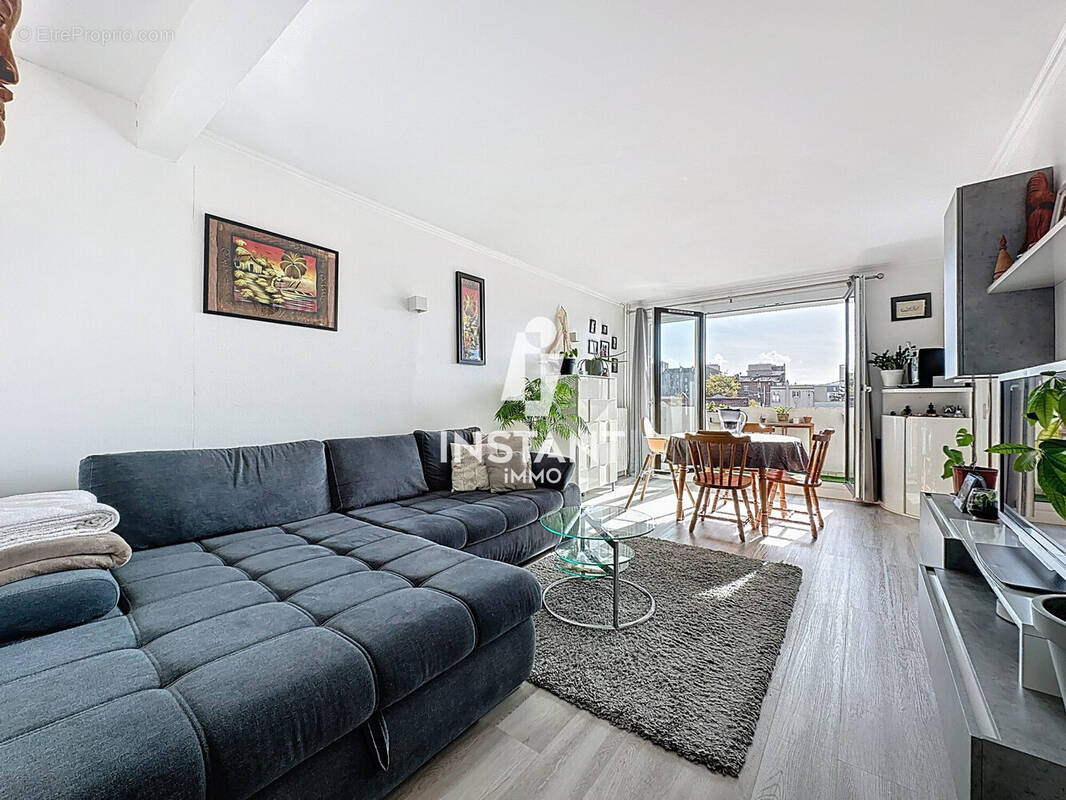 Appartement à MAISONS-ALFORT