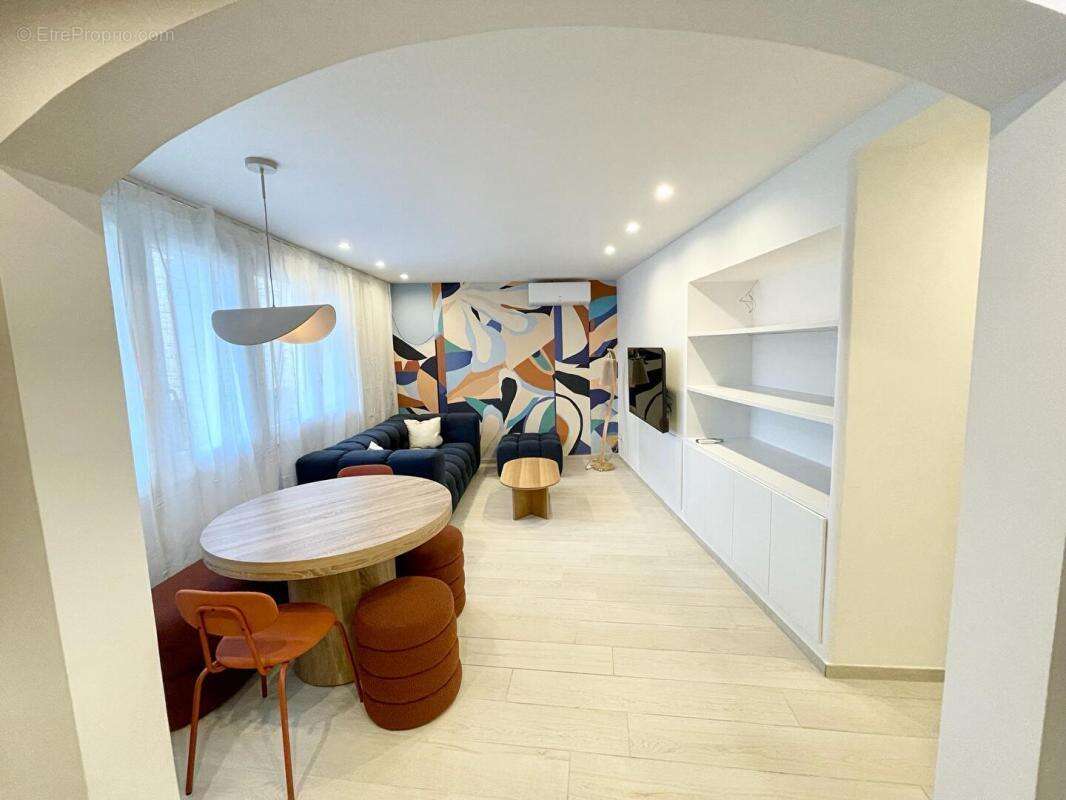 Toulon - Appartement T3 de 55.40 m2 entièrement rénové - photo 4