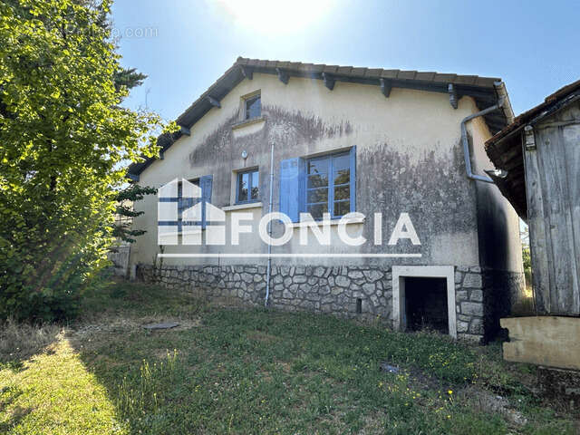 Maison à MENSIGNAC