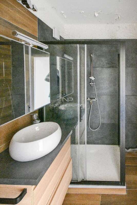 Appartement à CAP-D'AIL