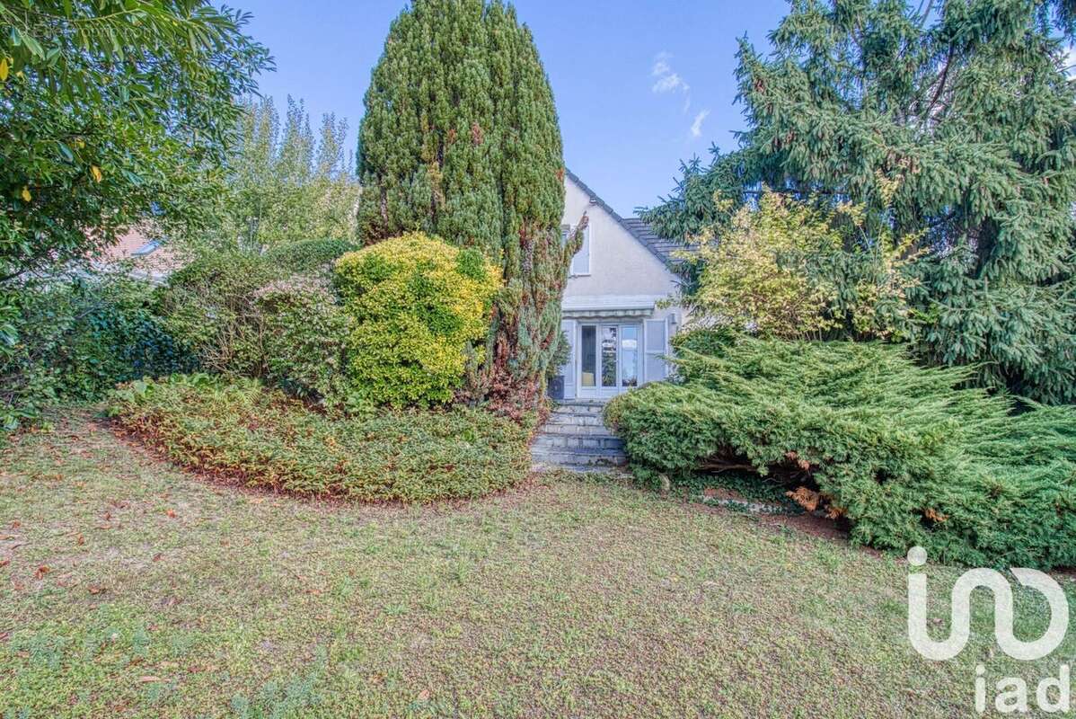 Photo 2 - Maison à CHANTELOUP-LES-VIGNES