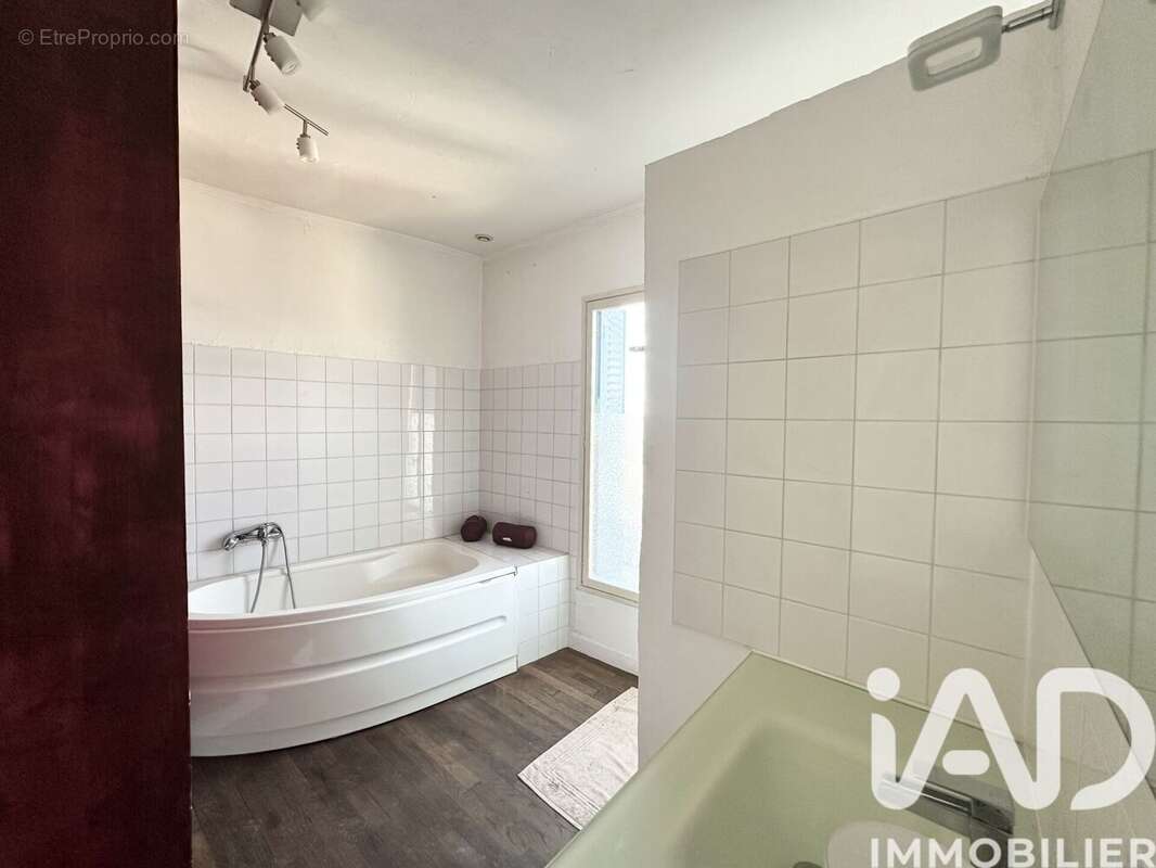 Photo 8 - Maison à PONT-SUR-YONNE