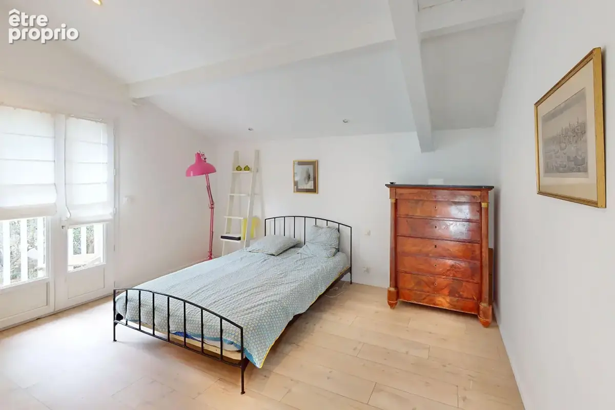 Maison T5 de 137 m2 avec jardin et garage fermé à Bayonne limite Anglet - photo 7