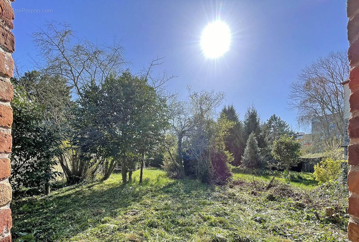 Terrain à RENNES