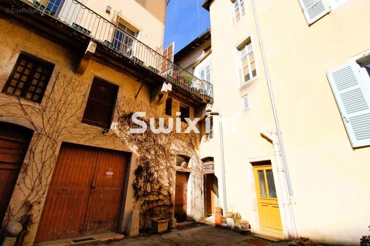 Appartement à SAINT-AMOUR