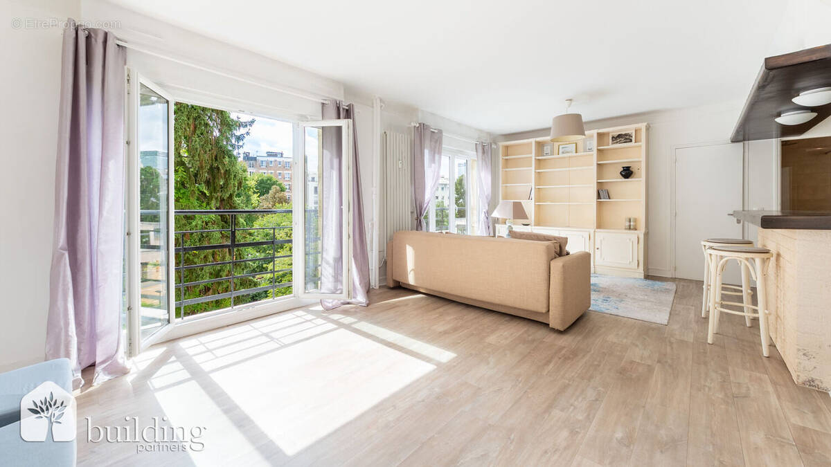 Appartement à NEUILLY-SUR-SEINE