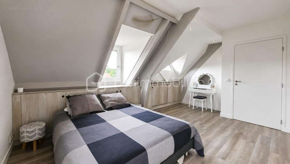 Maison familiale de 160 m² avec sous-sol total - photo 10