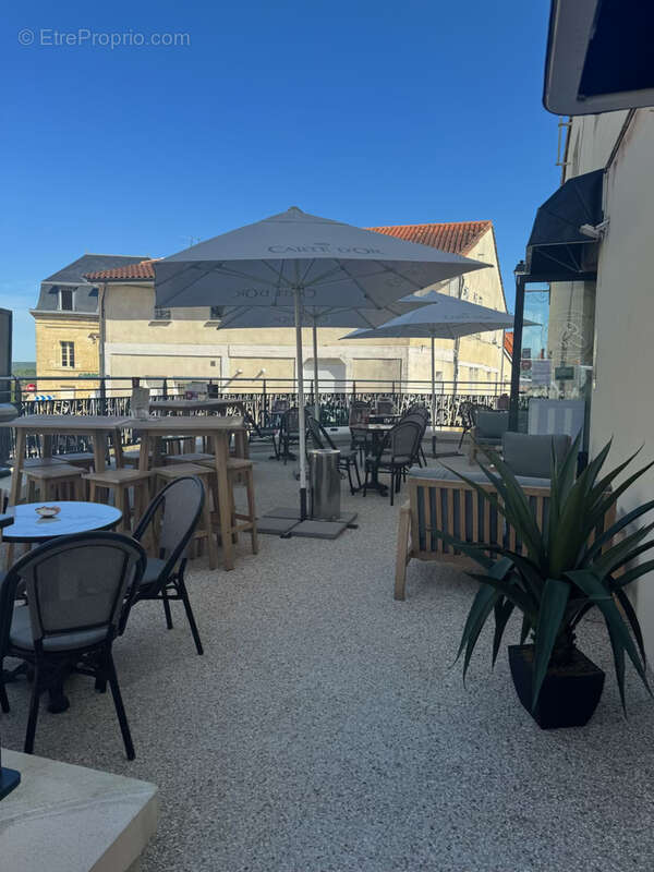 Autre à LA ROCHE-CHALAIS