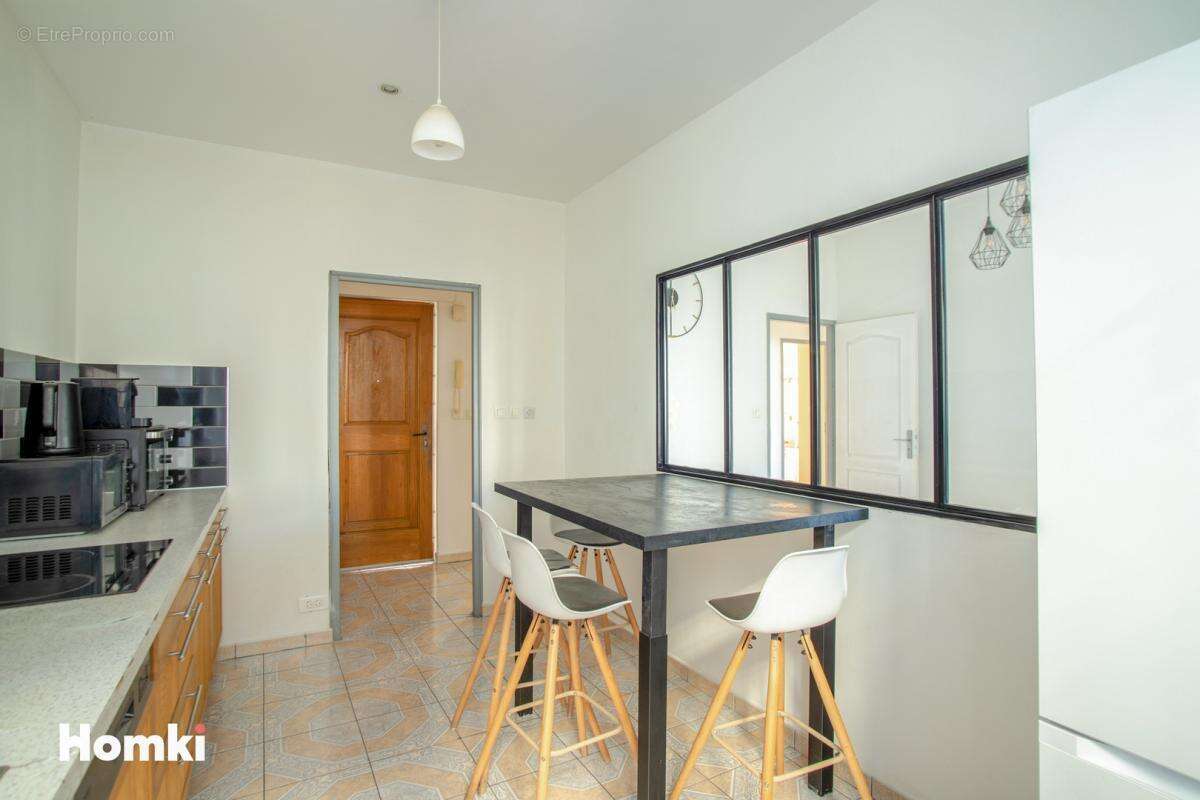 Appartement à SAINT-ETIENNE