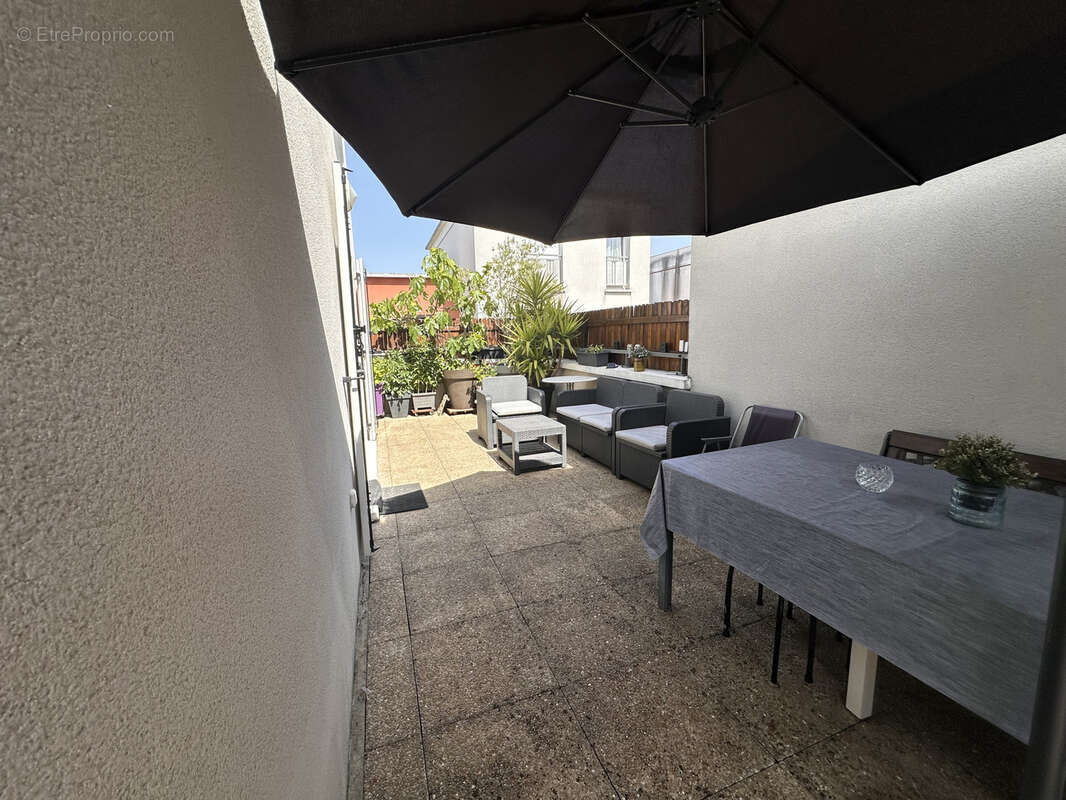 Appartement à STAINS