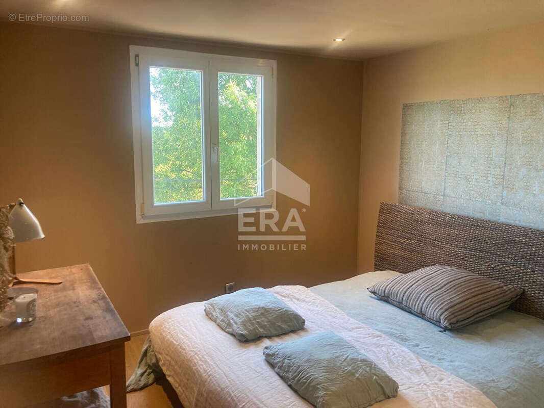 Demeure 220m² à mazerolles-le-salin - photo 9