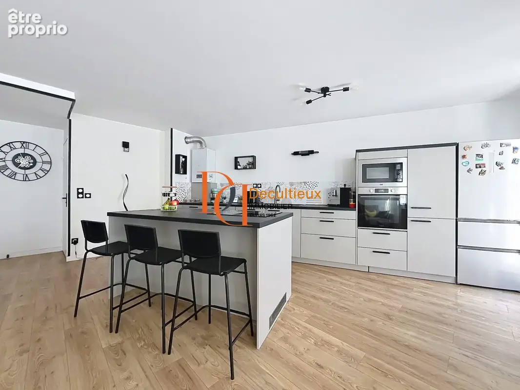 Appartement 3 pièces 77 m² à vendre à Villeurbanne (69100) - photo 8