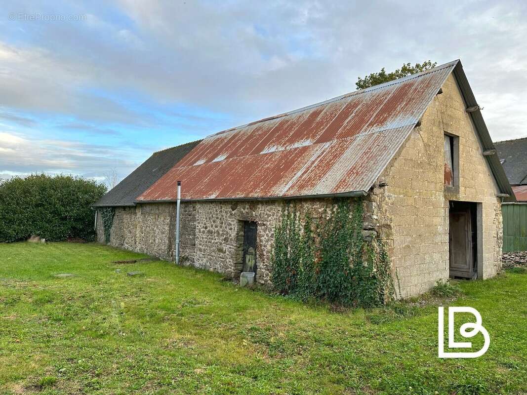 Maison à LE PETIT-FOUGERAY