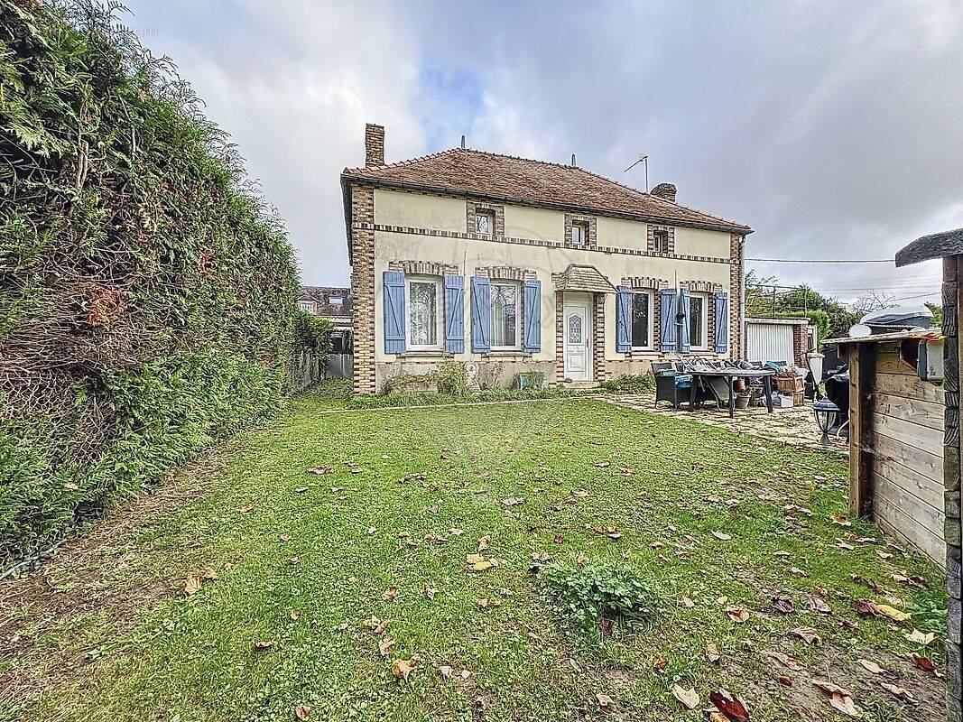 Maison à FOUCHERES