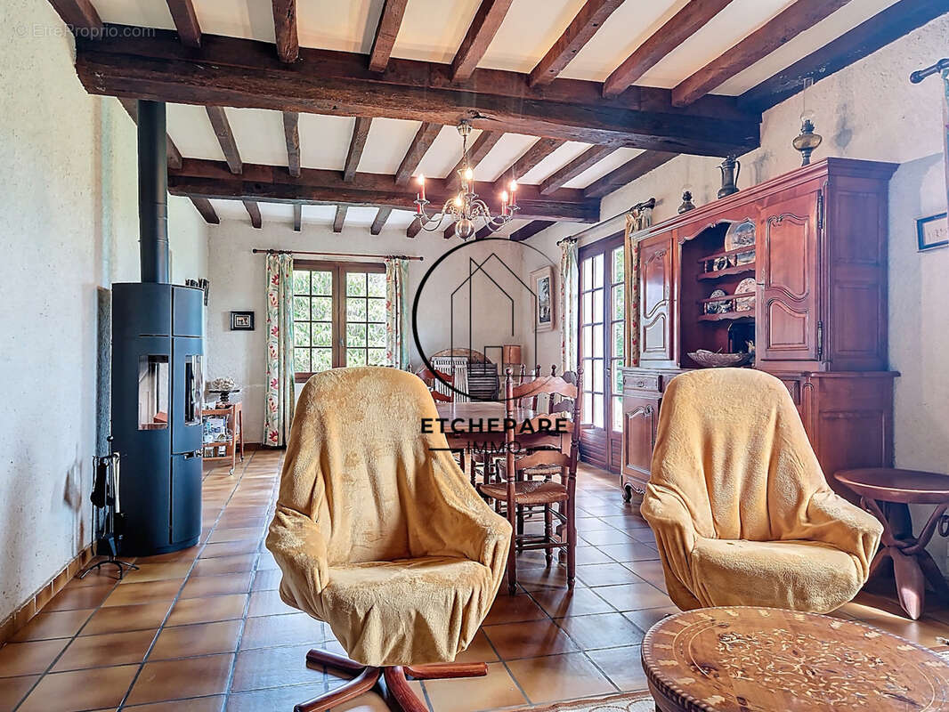 Maison à GUINARTHE-PARENTIES