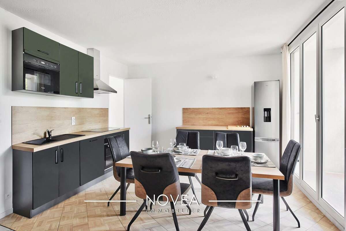 Appartement 77 m² à Lyon-7e  - photo 2