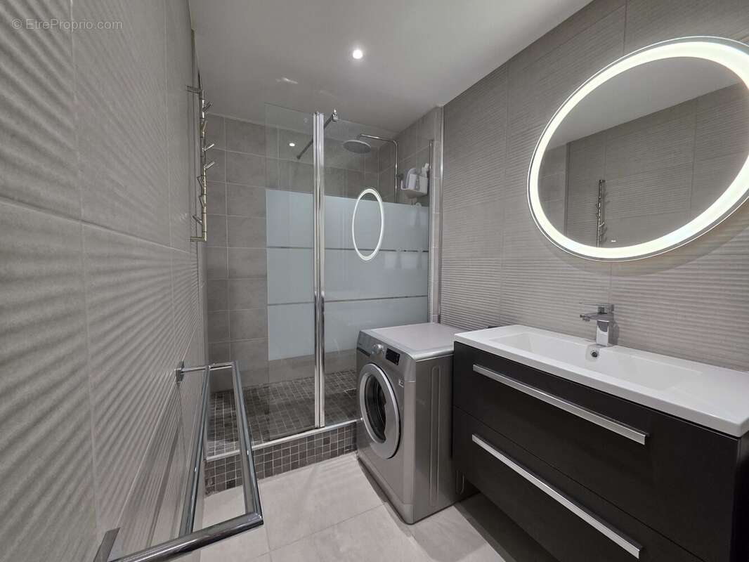 Appartement à CHENOVE