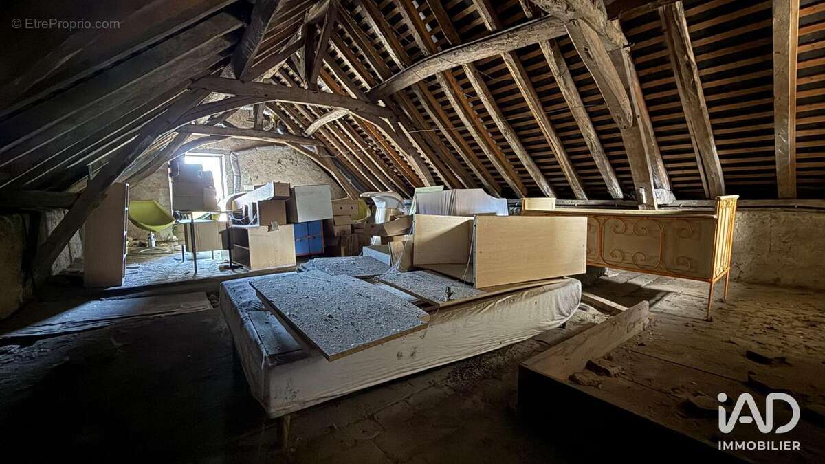 Photo 9 - Commerce à LE VIEIL-BAUGE