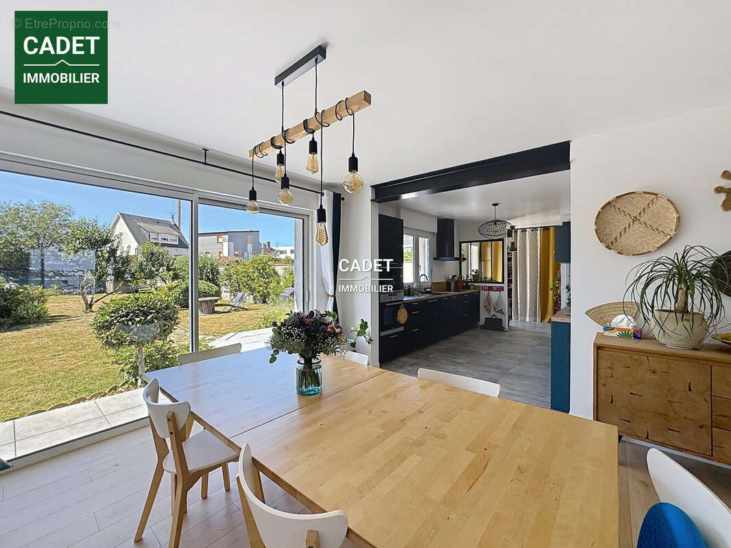 Maison 144 m² à Donville-Les-Bains  - photo 4