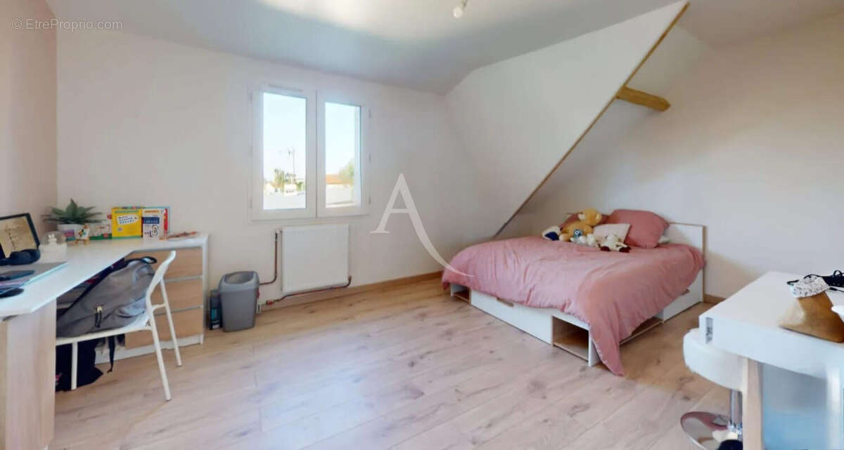 Maison à VILLEMOMBLE