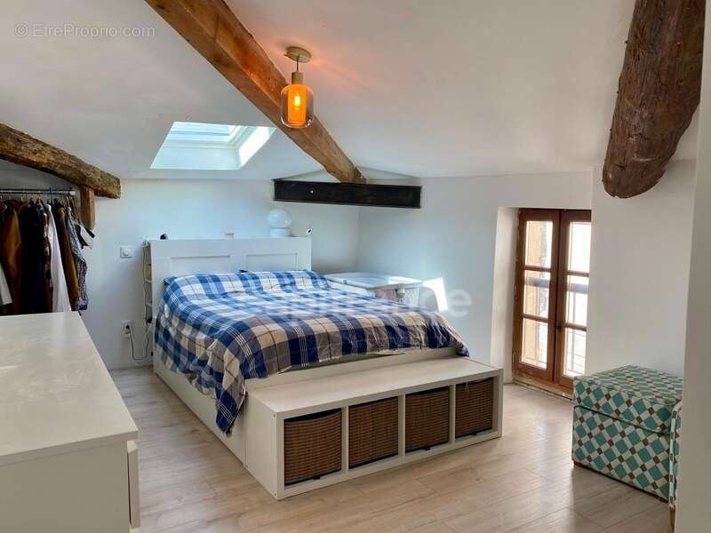Appartement à PAULHAN