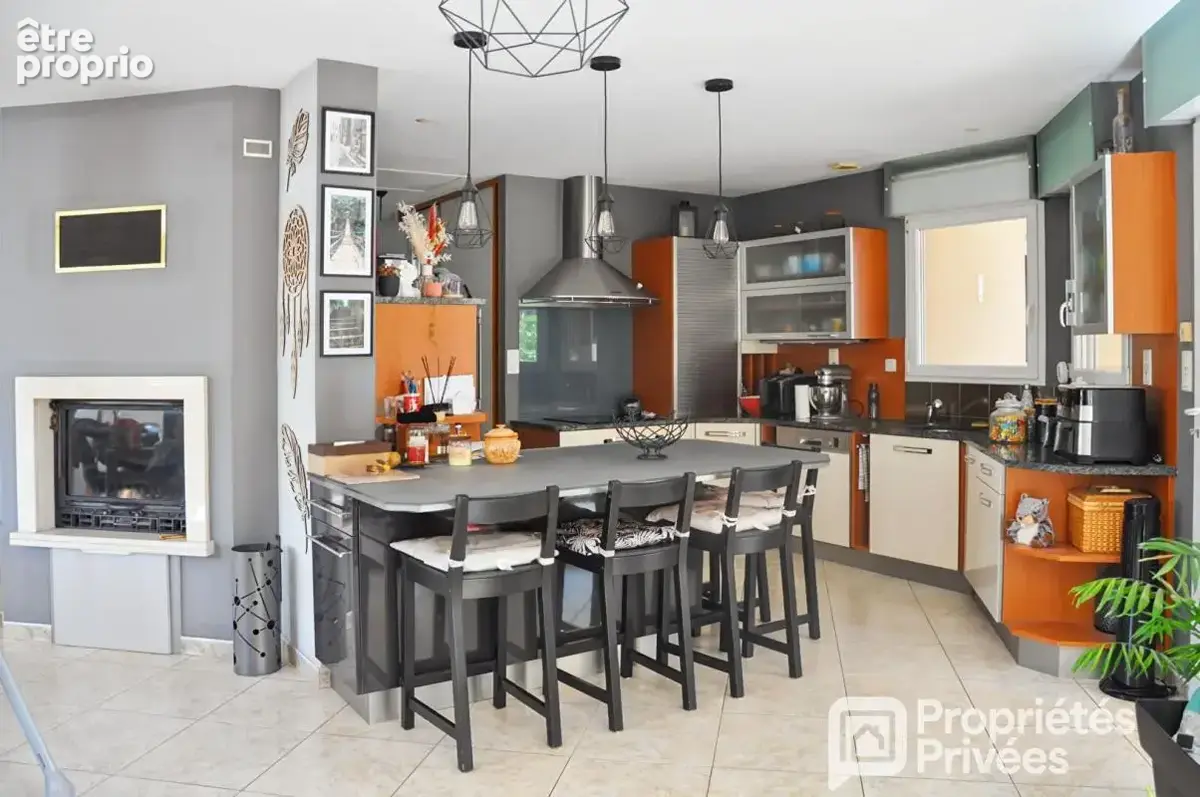 Maison de plain pied - 151 m2- atelier - terrain 2700 m2 - photo 2
