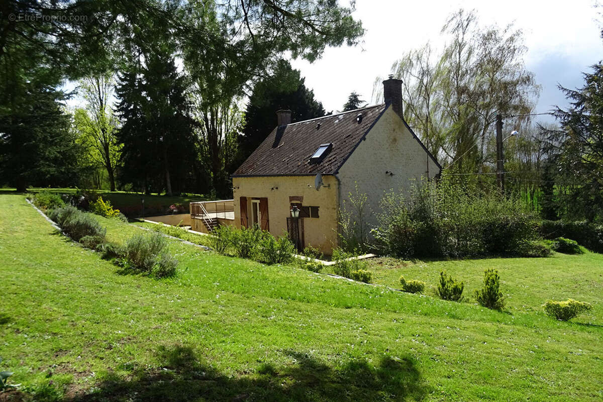 Maison à AUTHON-DU-PERCHE