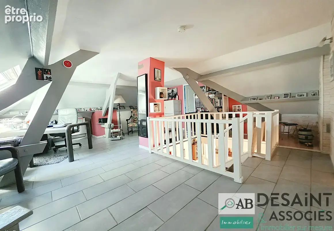 Maison à vendre sur Guerard 187m2 dont 119m2 de plain-pied, sous-sol total, 5 chambres, terrain 1 500m2 - photo 11