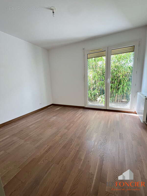 Appartement à MORANGIS
