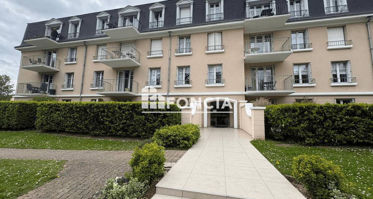 Appartement à MANTES-LA-VILLE