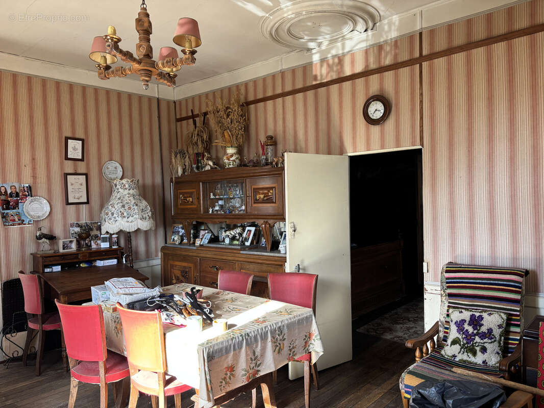 Maison à DENEUILLE-LES-MINES