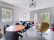 Appartement à GENAY