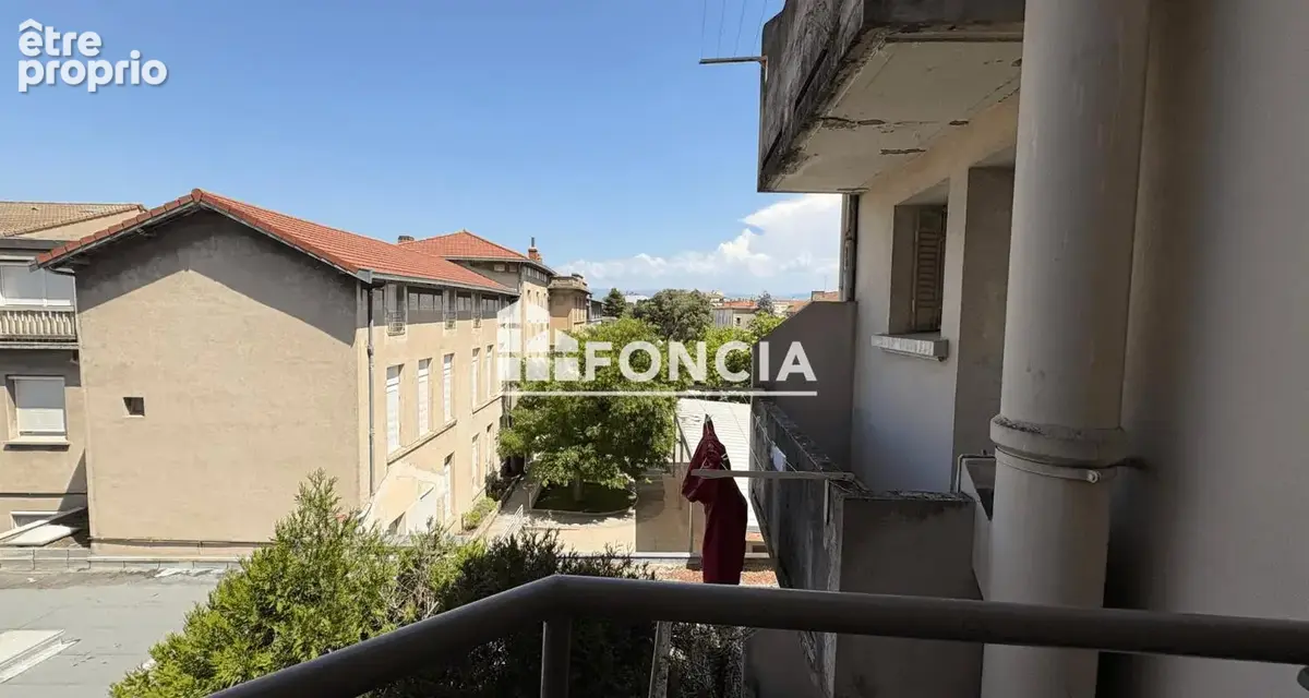 Grand appartement T4, Av Victor HUGO - photo 3