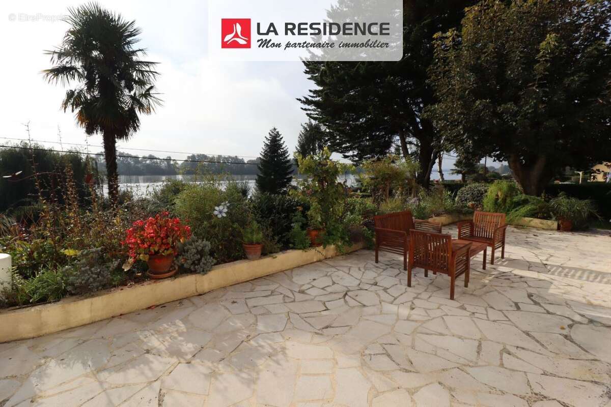 Maison à LA ROQUETTE